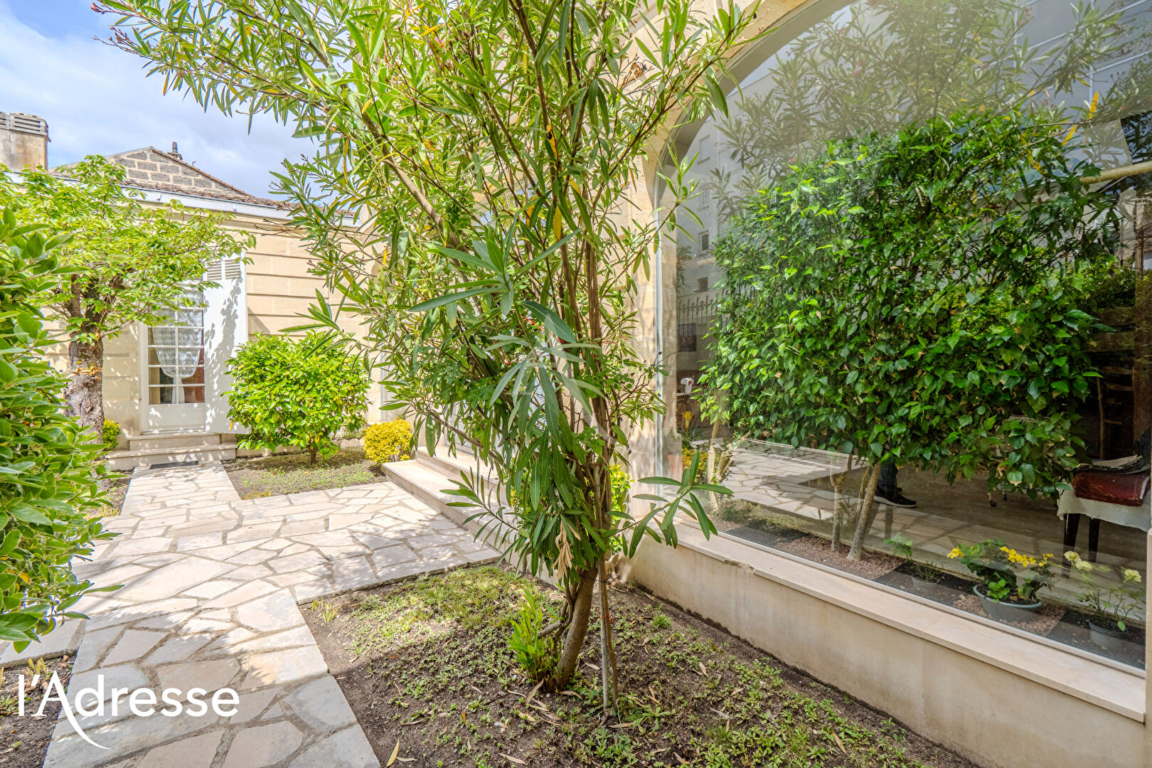 BORDEAUX JARDIN PUBLIC - Magnifique maison pierre avec garage et extérieurs.