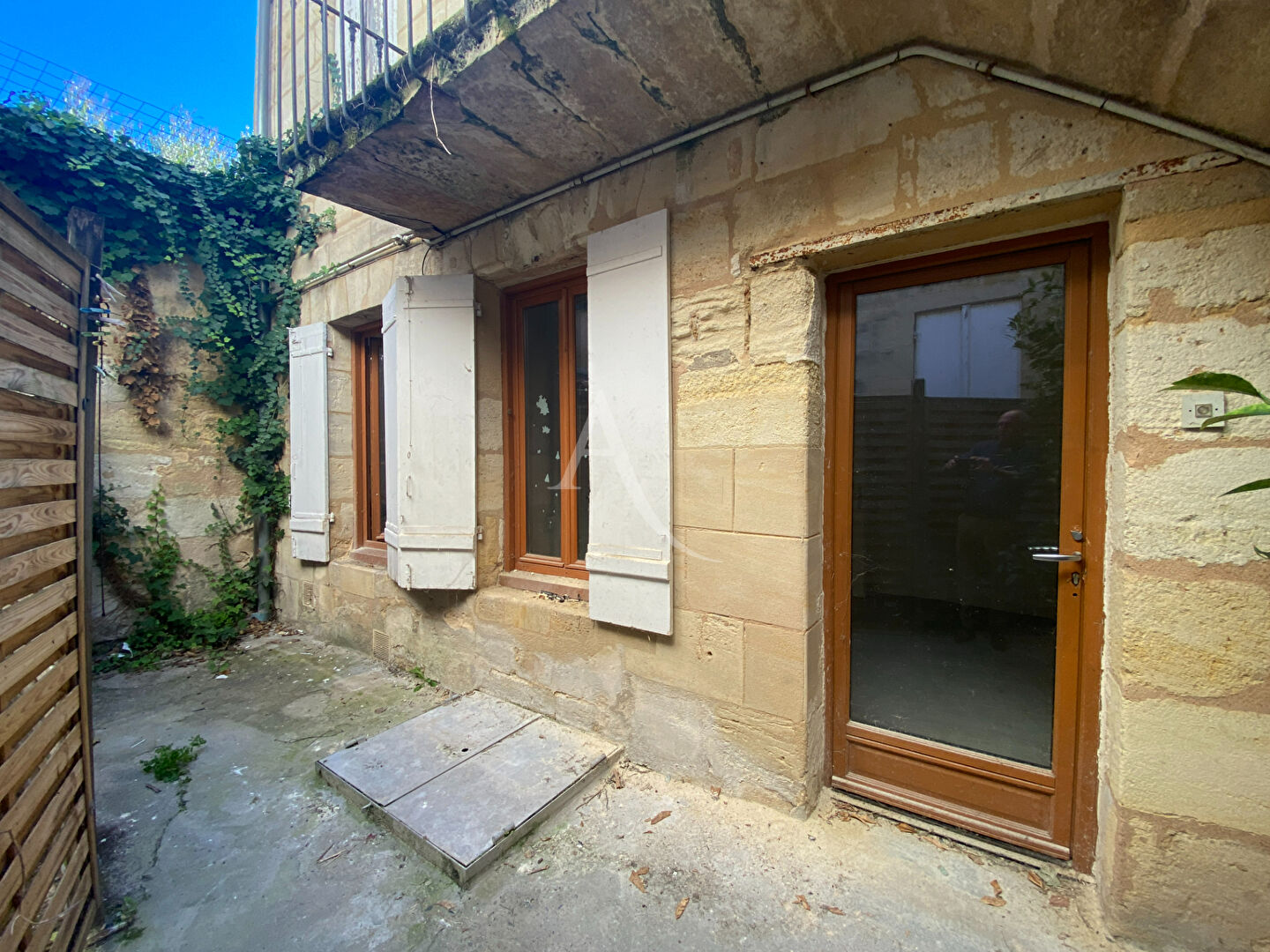 Photo BORDEAUX JUDAIQUE - T1 d'environ 27 m2 à rénover image 2/5