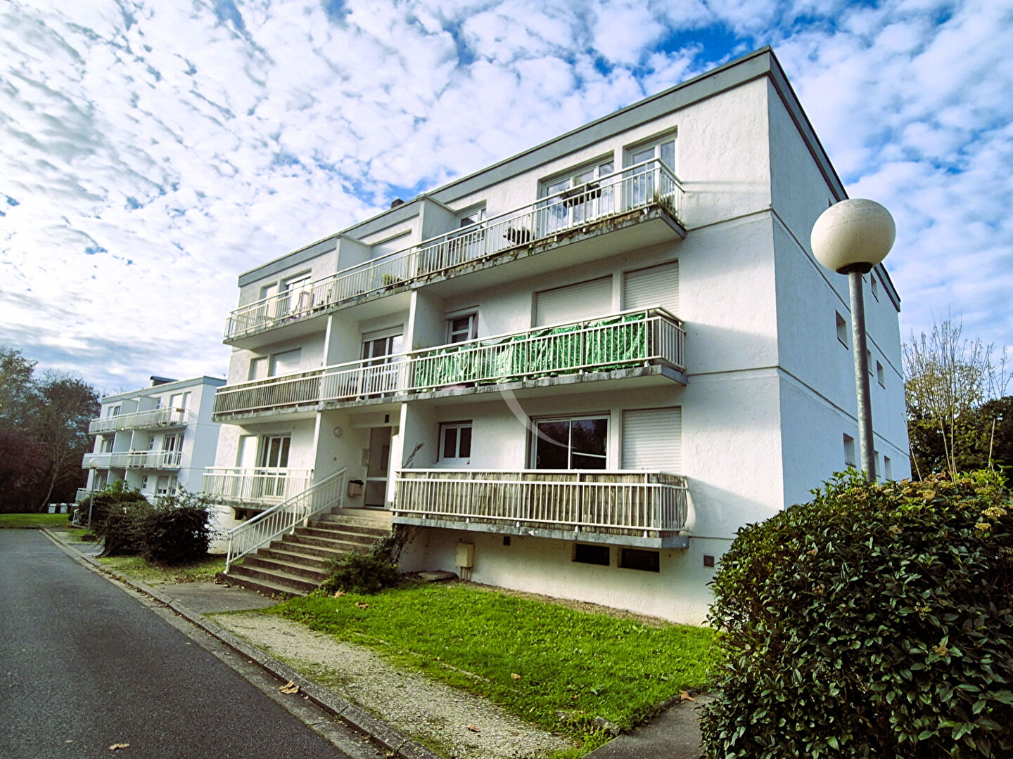 GRADIGNAN CENTRE - Studio vendu libre avec balcon