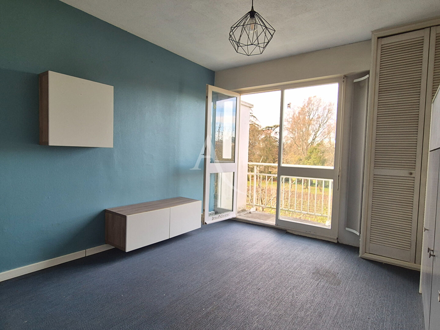 Photo GRADIGNAN CENTRE - Studio vendu libre avec balcon image 4/6