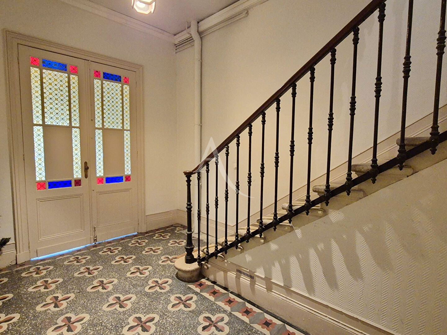 Photo GRADIGNAN - Hyper Centre - Appartement T2 dans immeuble pierre avec parking image 3/6