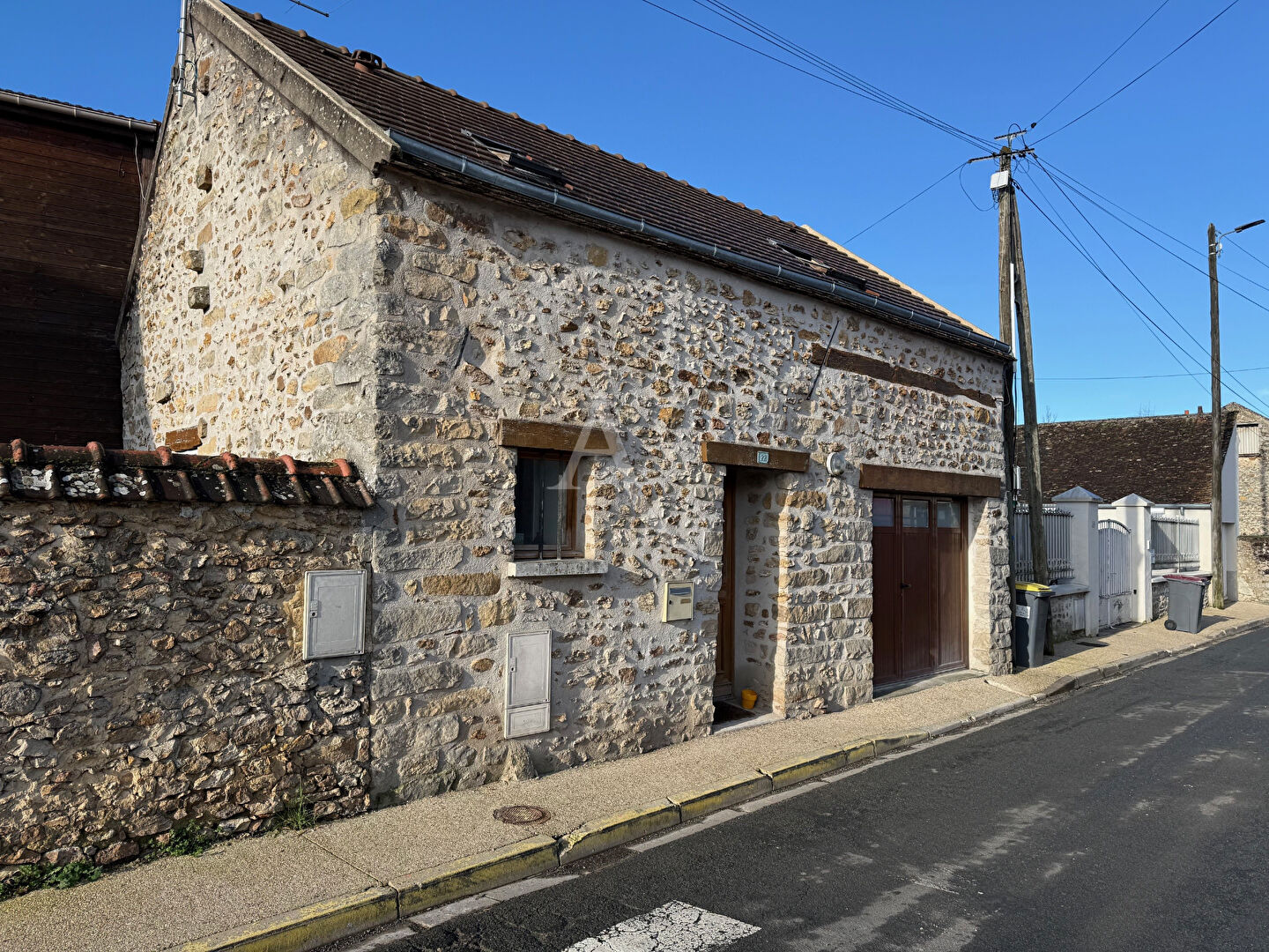 House 3 pièces · 55.00 m² à HERICY