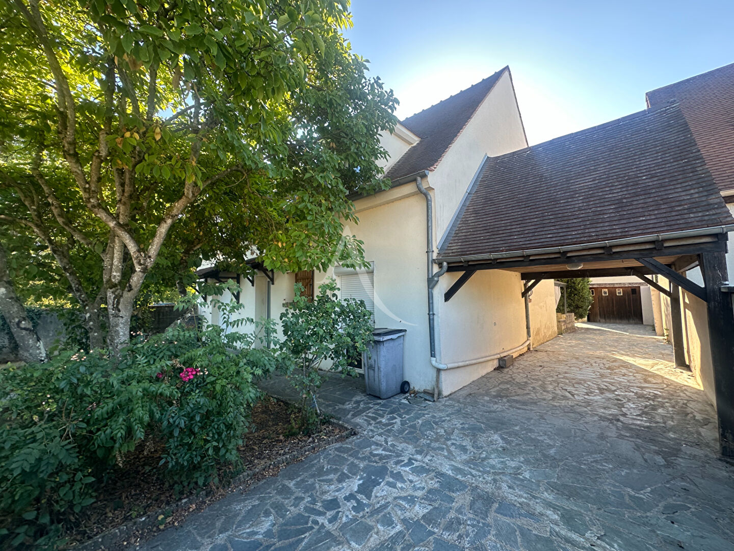 House 7 pièces · 139.00 m² à LE CHATELET EN BRIE