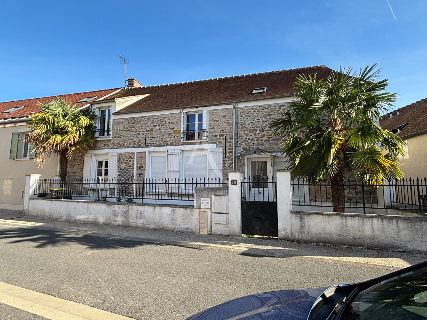 Maison Le Chatelet En Brie 8 pièce(s) 170 m2