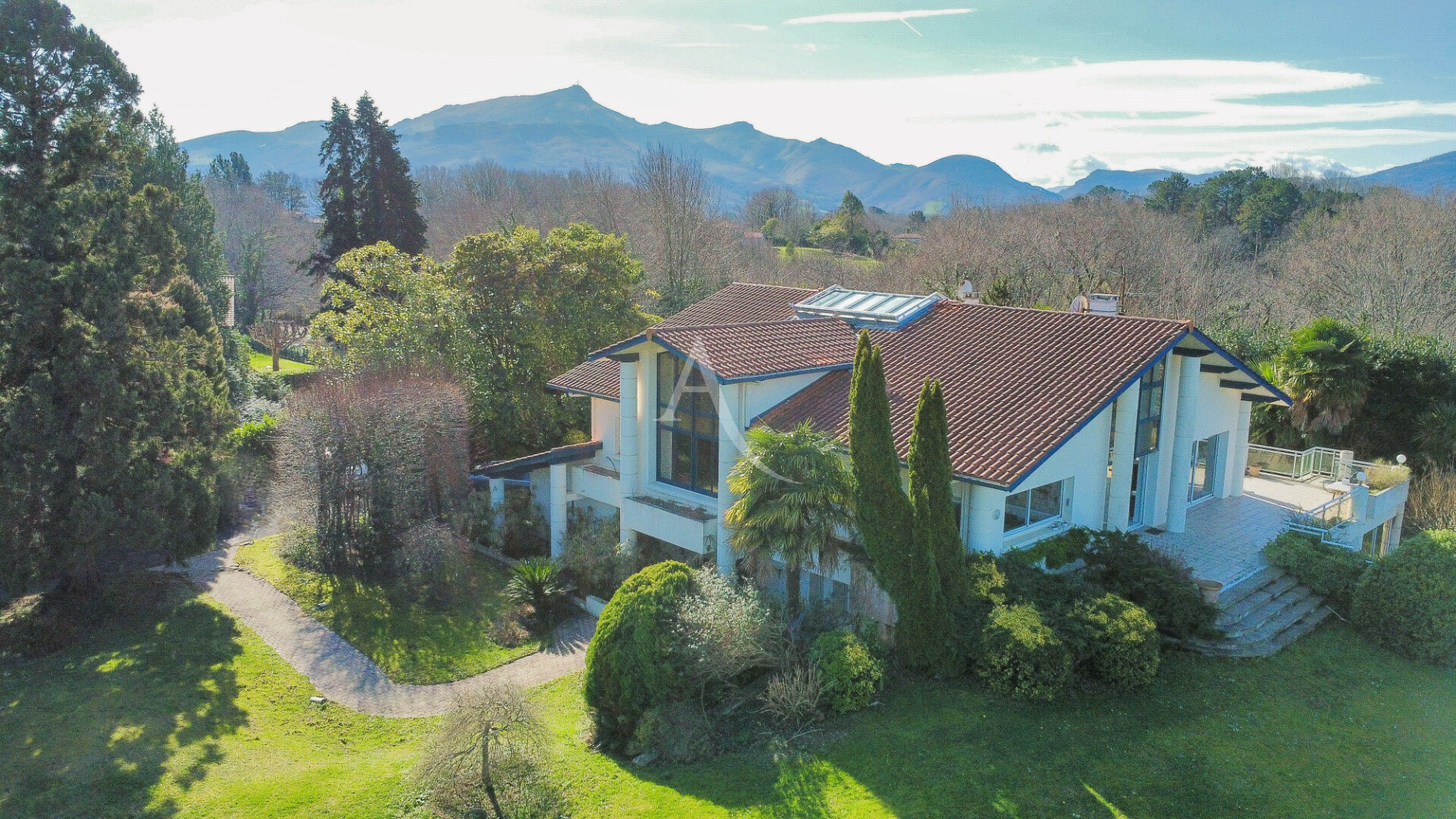 Demeure de prestige CIBOURE 8 pièce(s) 336 m2