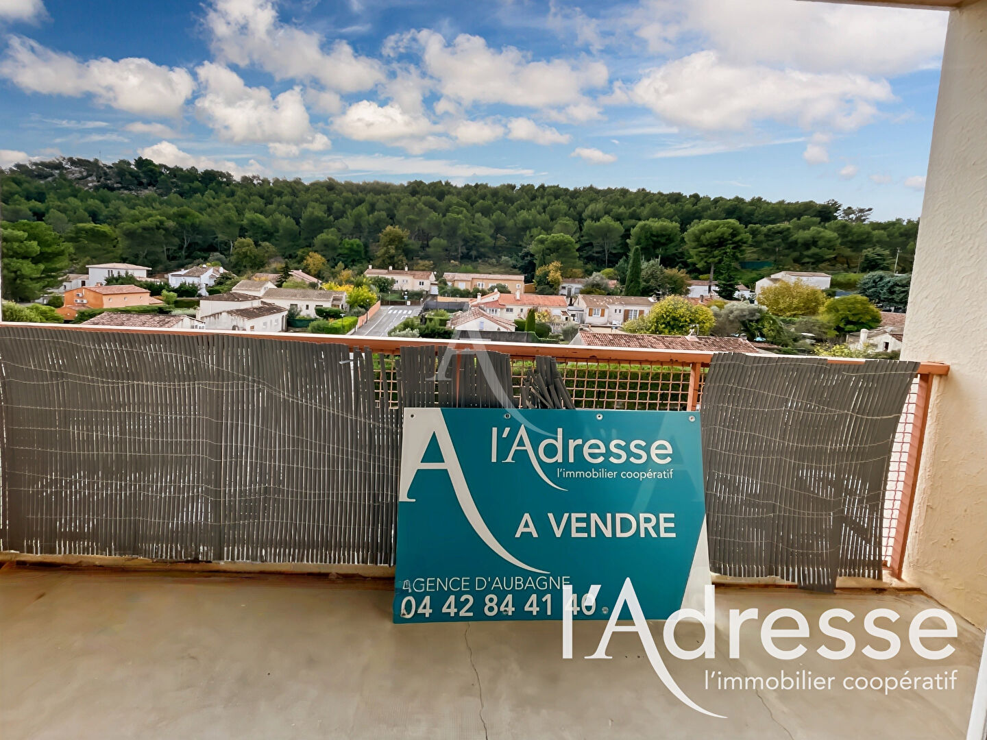 Appartement Carnoux En Provence - 3 pièces - 55 m2