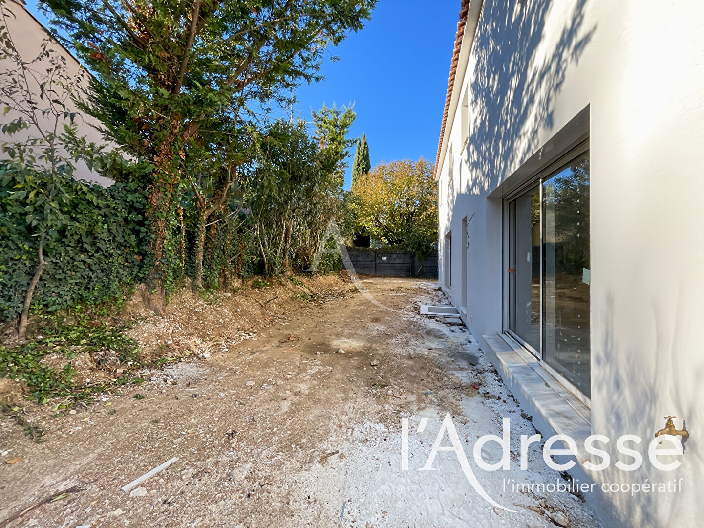 Photo Maison Aubagne - 4 pièces - 93 m2 image 2/6