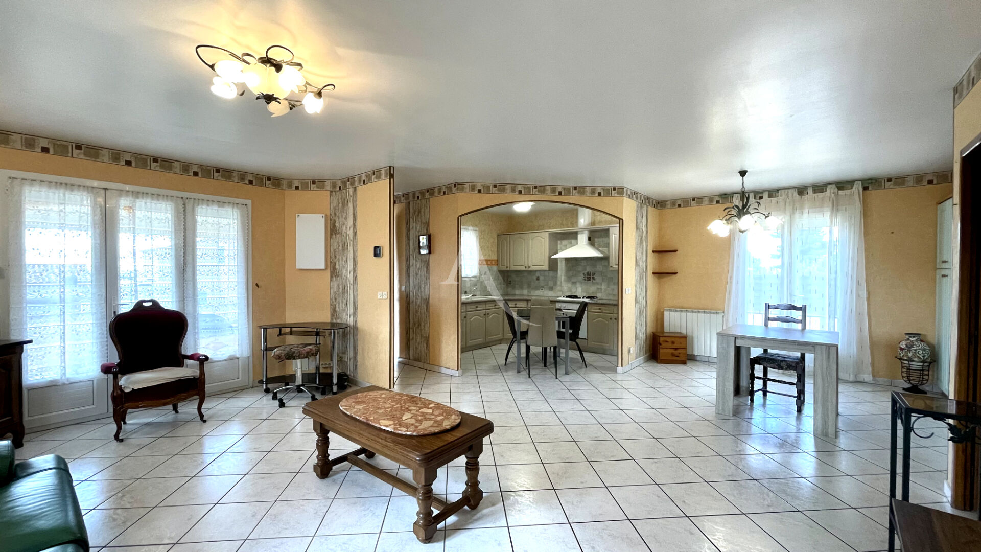 Maison  5 pièce(s) 97 m2