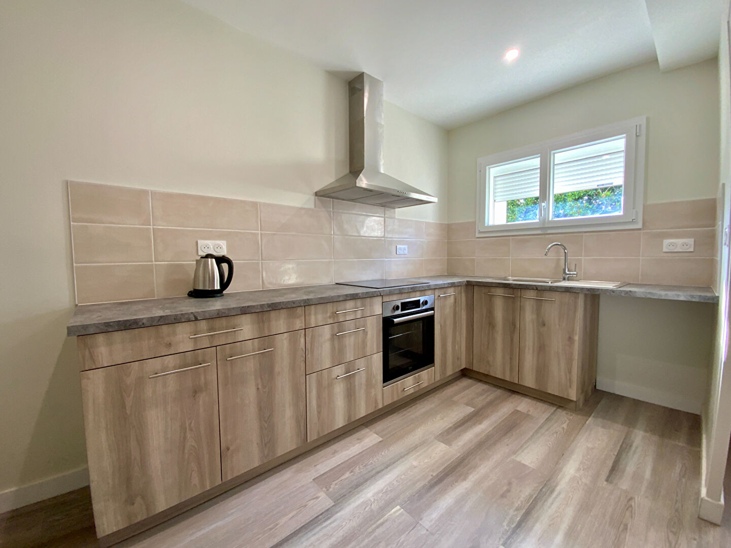 Photo Appartement Saint Genis 3 pièce(s) 53 m2 image 2/6