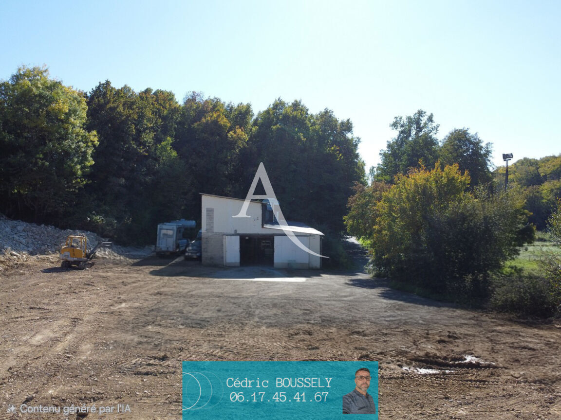 Photo Terrain avec hangar  proche Saintes 275 m2 image 5/6