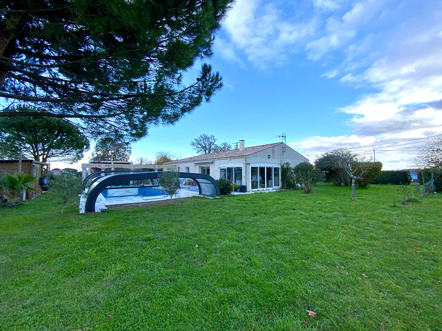 Photo 5mn Jonzac image 1/6