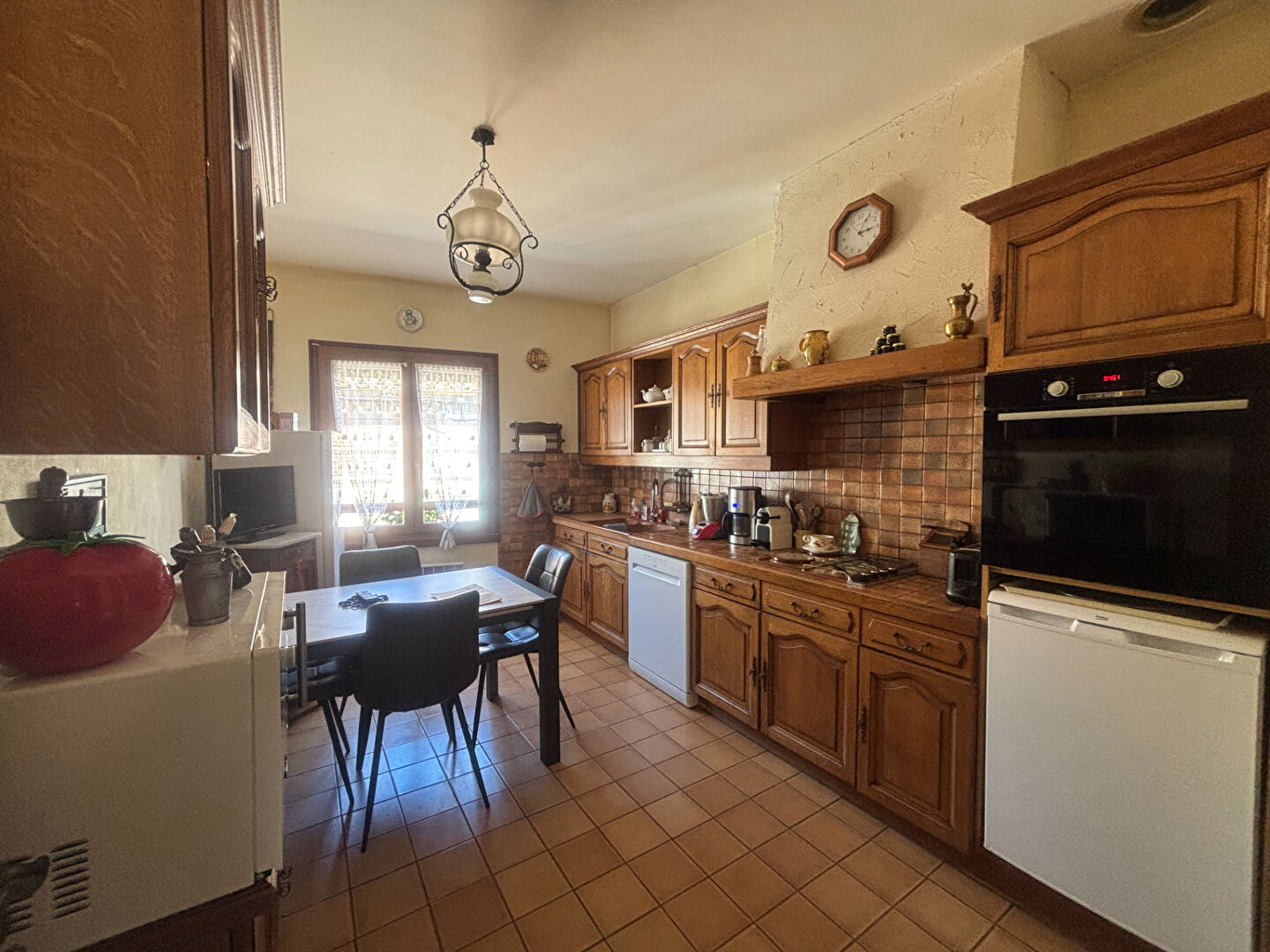 Photo Maison à vendre à Douzens 6pièces 160.54 m² image 3/6