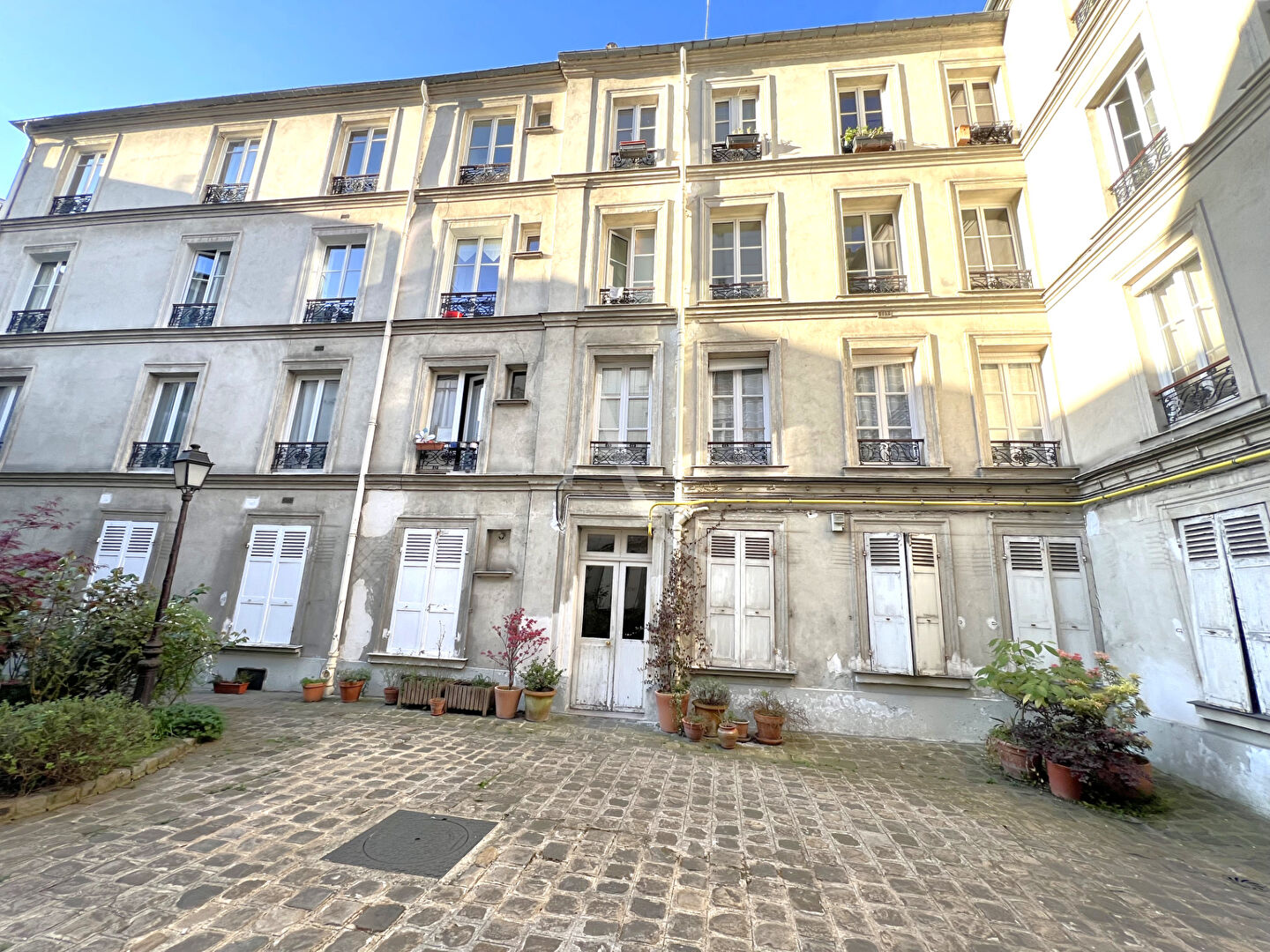 Agence immobilière de l'Adresse Voltaire