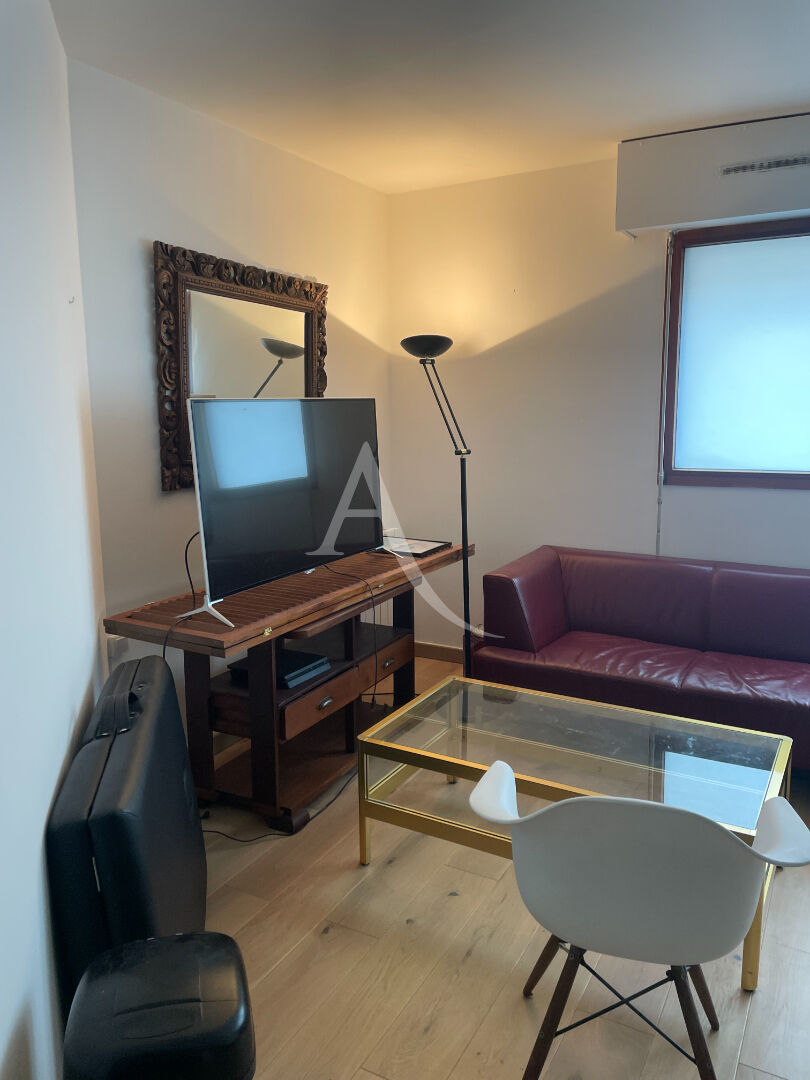 Agence immobilière de l'Adresse Voltaire