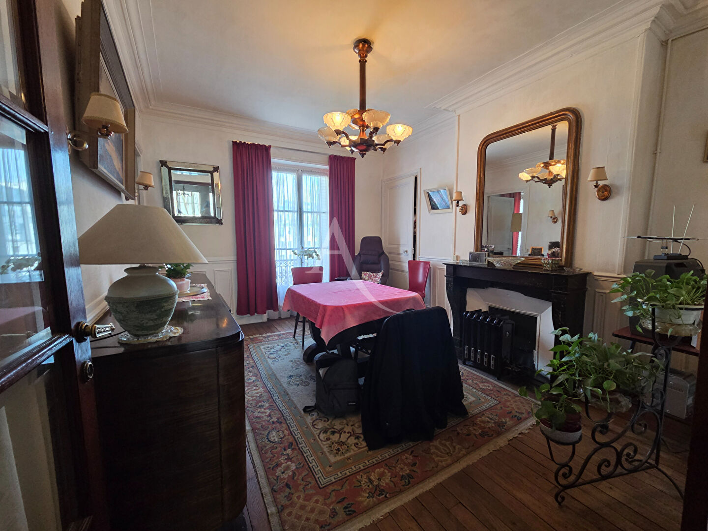 Agence immobilière de l'Adresse Voltaire