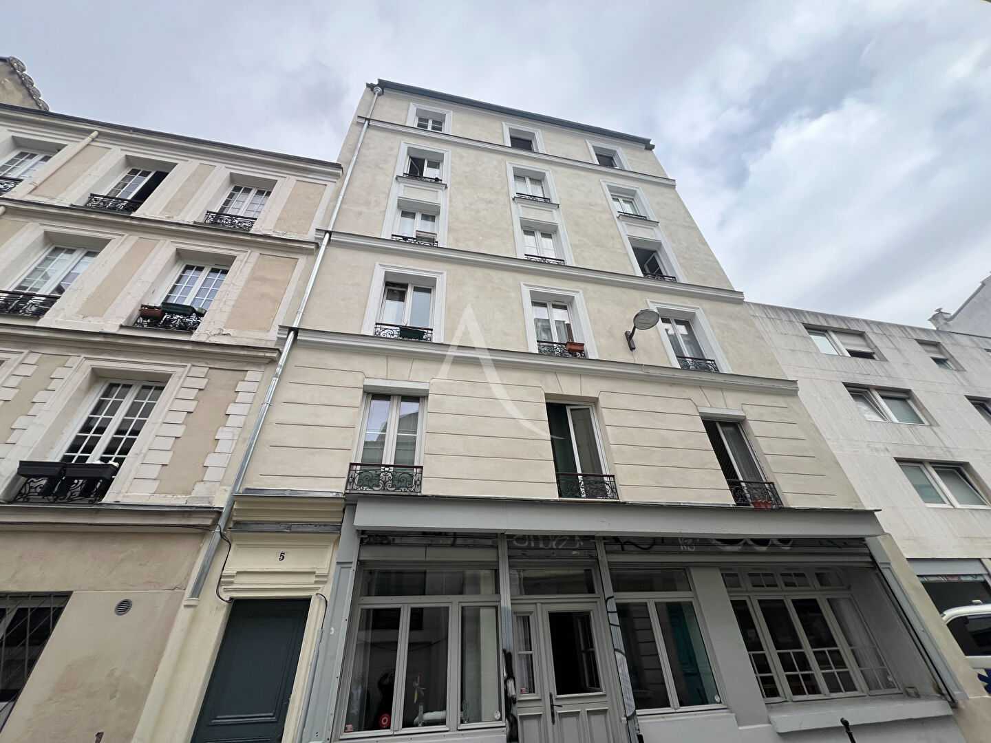 Agence immobilière de l'Adresse Voltaire