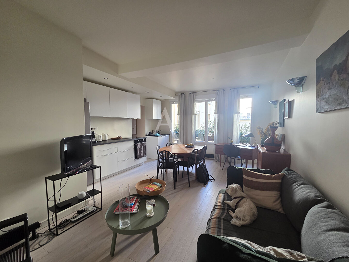 Agence immobilière de l'Adresse Voltaire