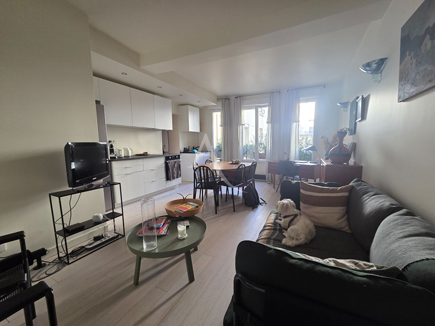 Agence immobilière de l'Adresse Voltaire