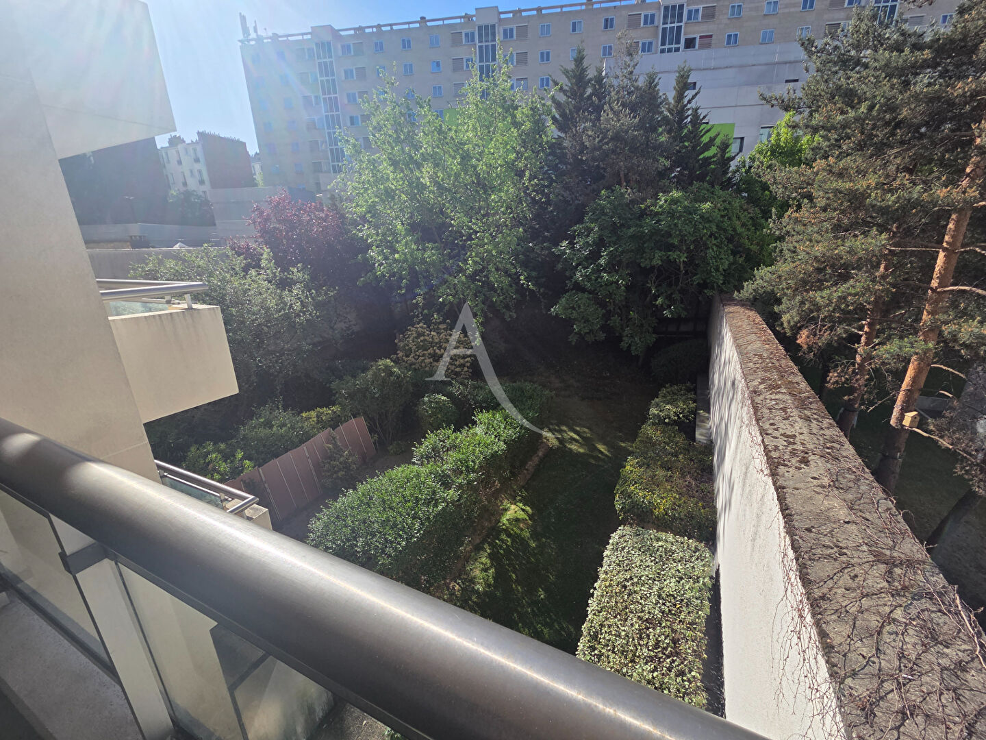 Agence immobilière de l'Adresse Voltaire