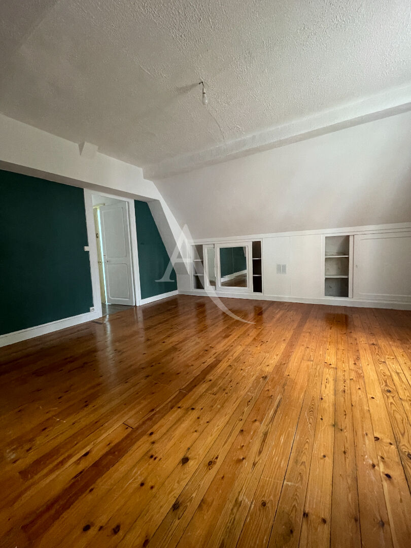 Maison Rochecorbon 9 pièce(s) 216 m2