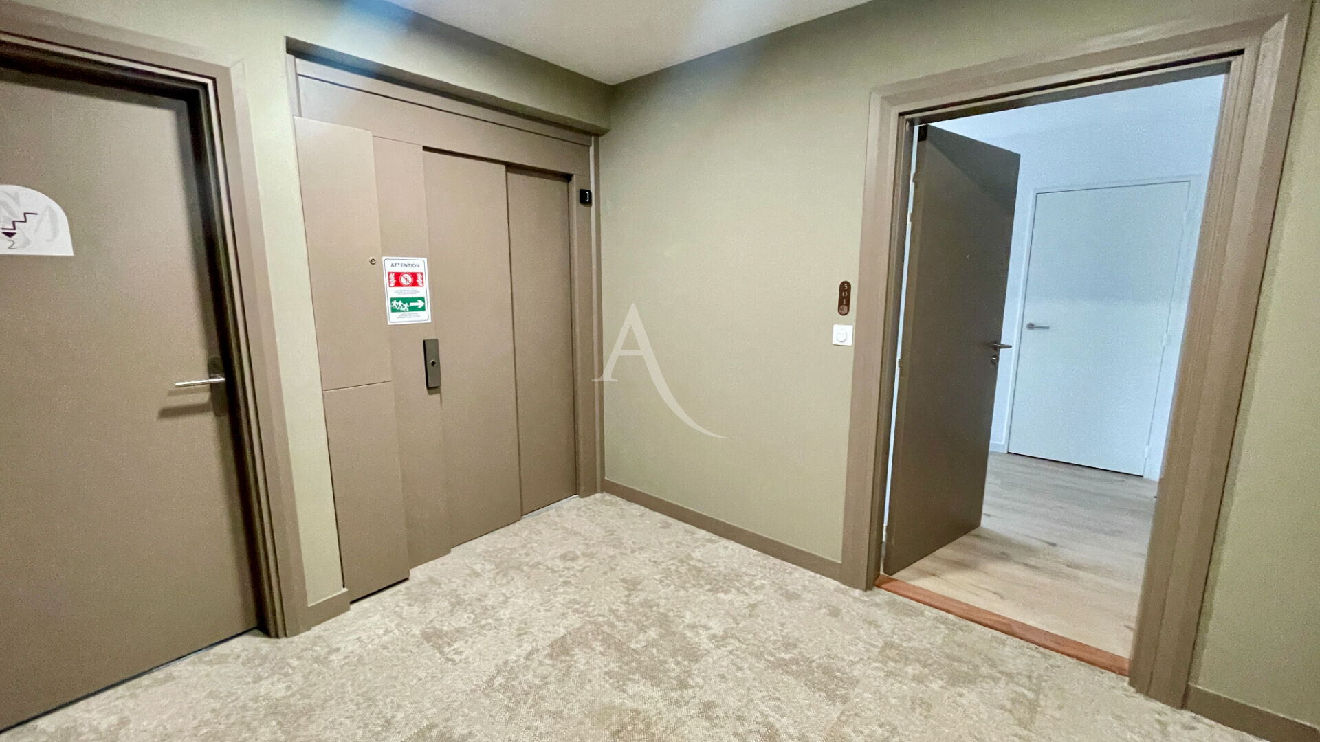 Photo Appartement Neuf- 4 pièces + Terrasse + 2 parkings image 5/6