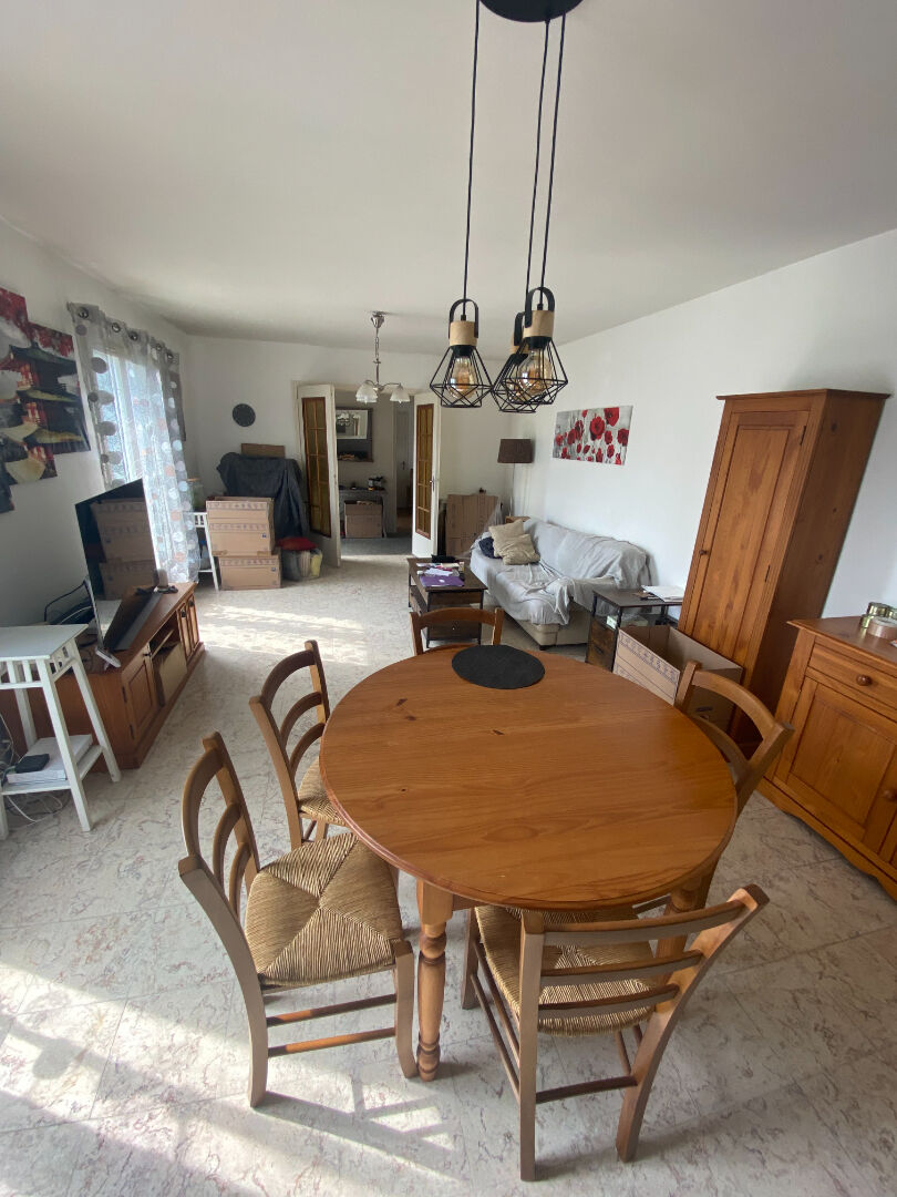 Photo EXCLUSIVITE CHECY maison de plain-pied image 3/6