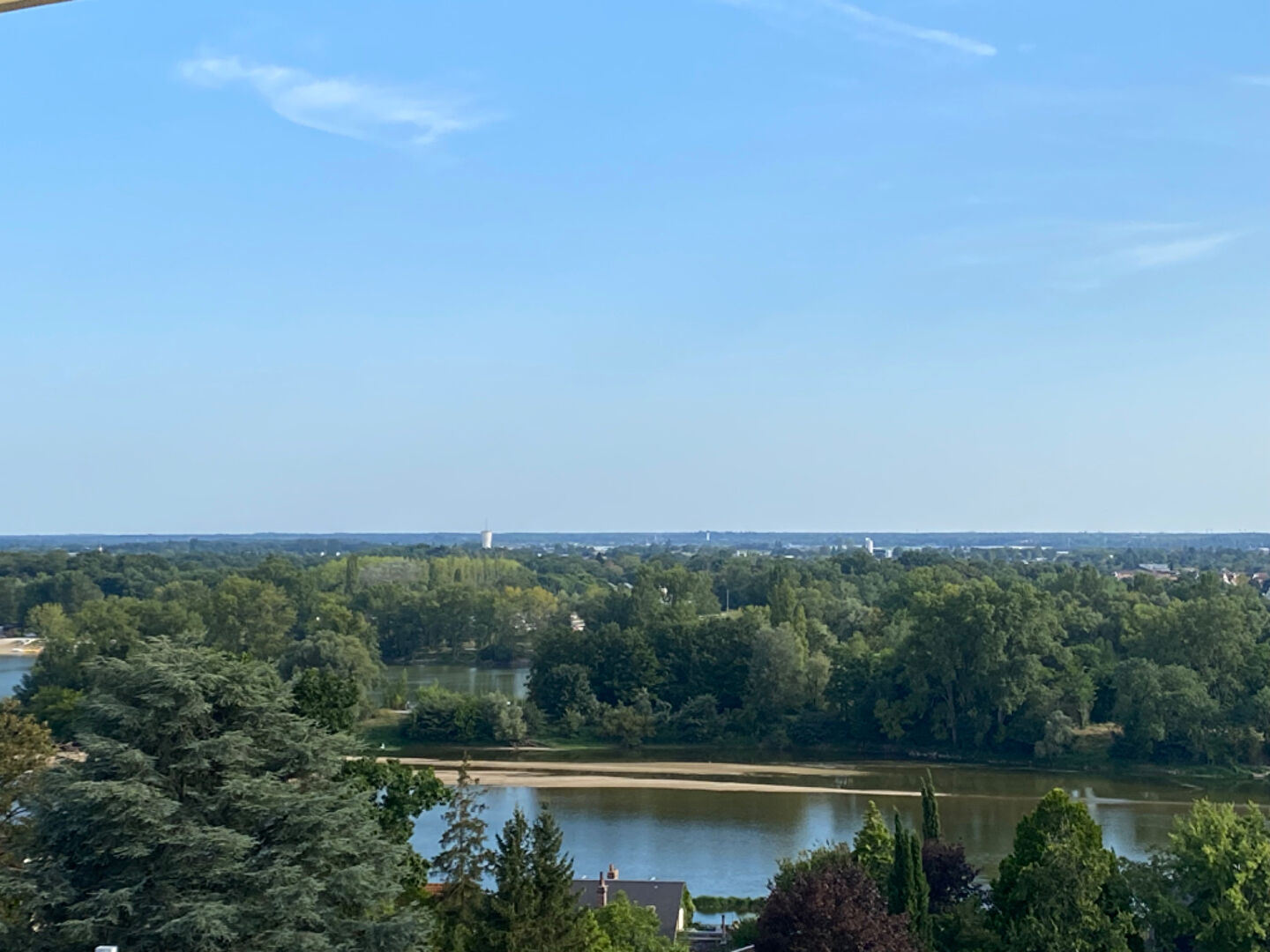 Agence immobilière de 
 CABINET CHESNEAU - CABINET CHESNEAU - Orléans 
