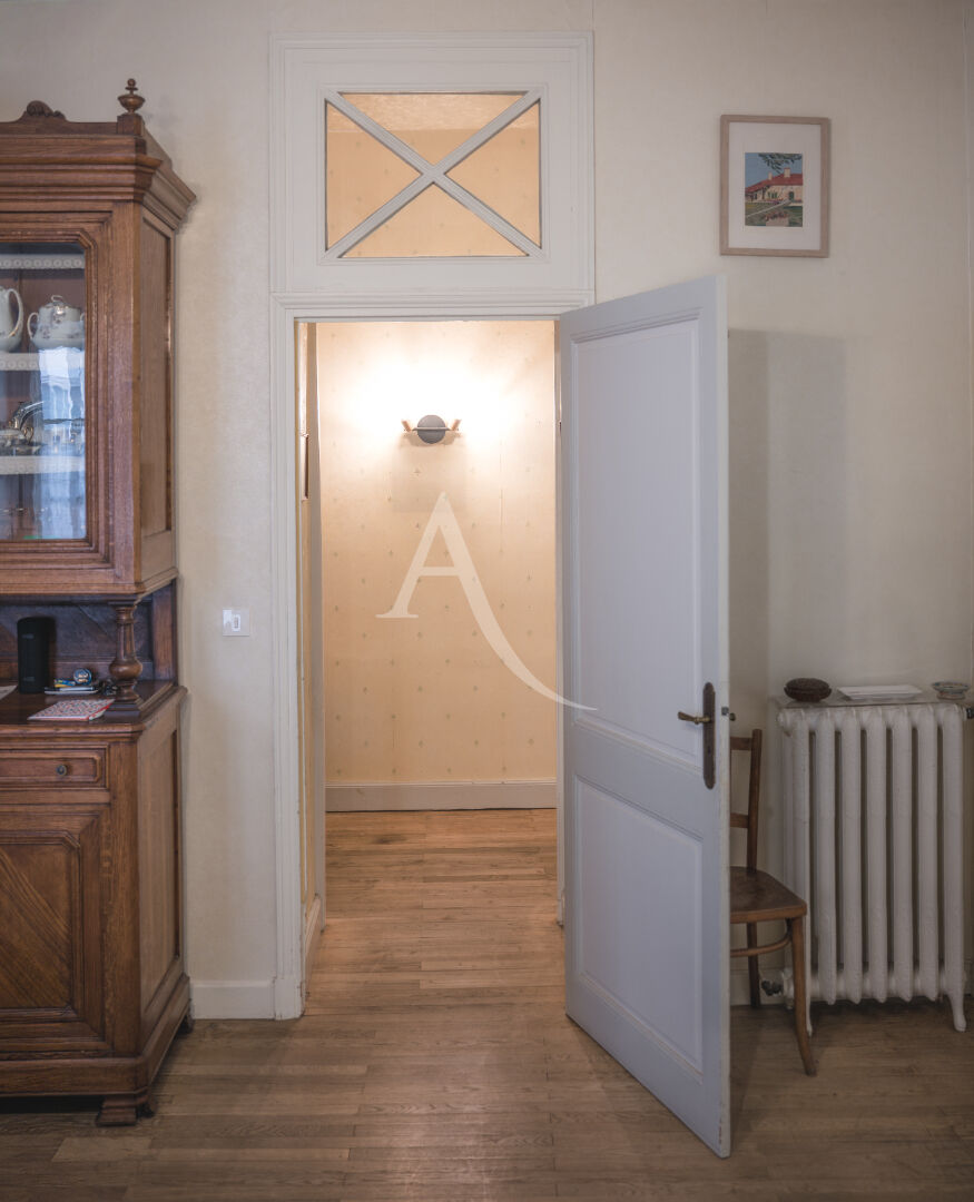 Photo Exclusivité - Rue Fleuriau appartement de charme image 6/6