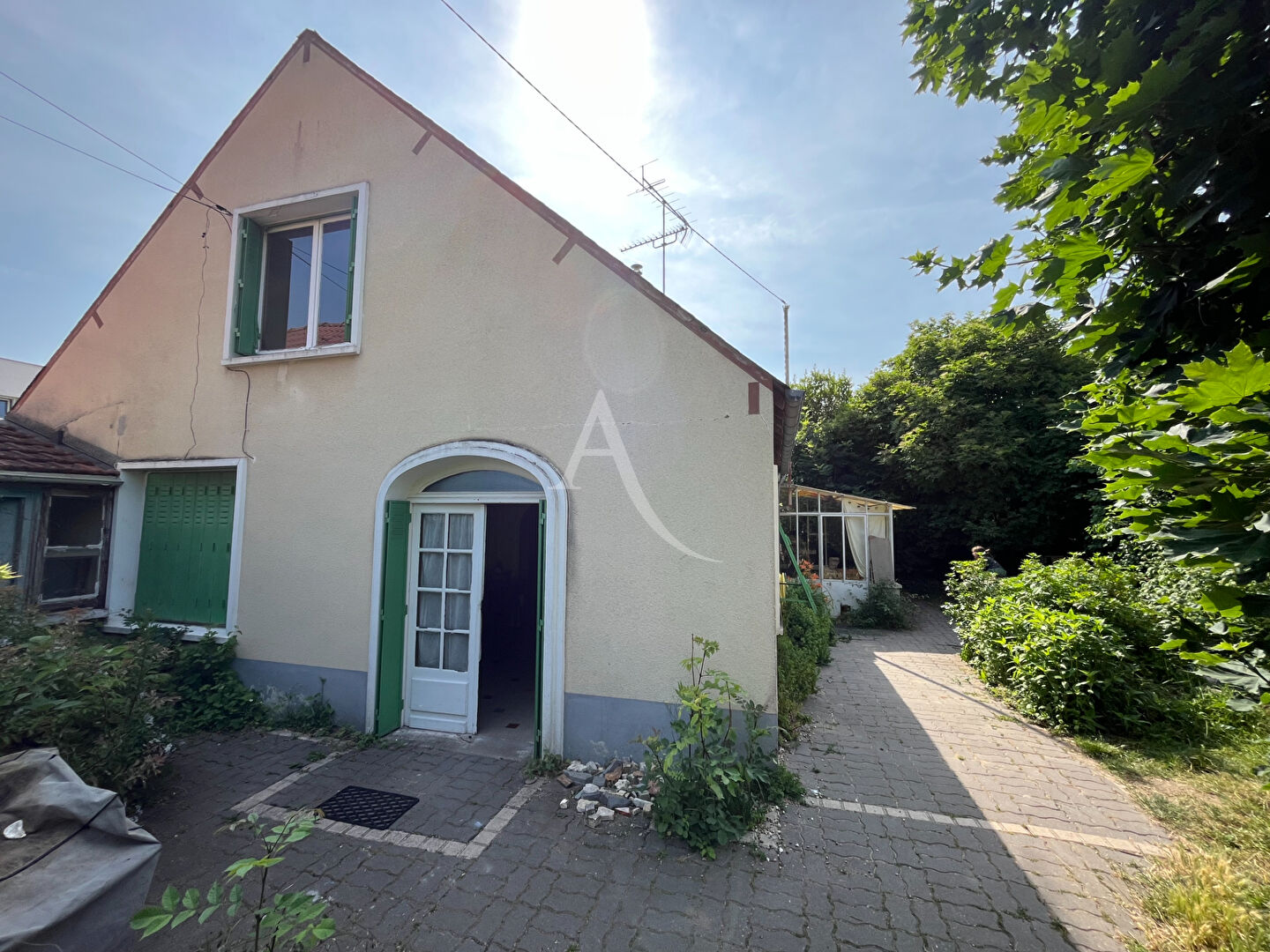 Photo CHECY  MAISON ANCIENNE SECTEUR CALME image 2/6
