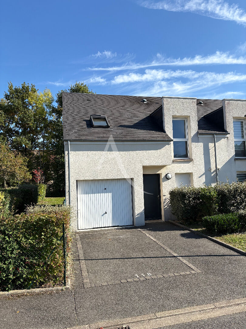 Photo Maison Fleury Les Aubrais 4 pièce(s) 84.43 m2 image 1/6