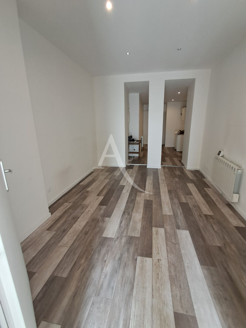 Photo Local commercial Montargis 35 m2 image 3/3