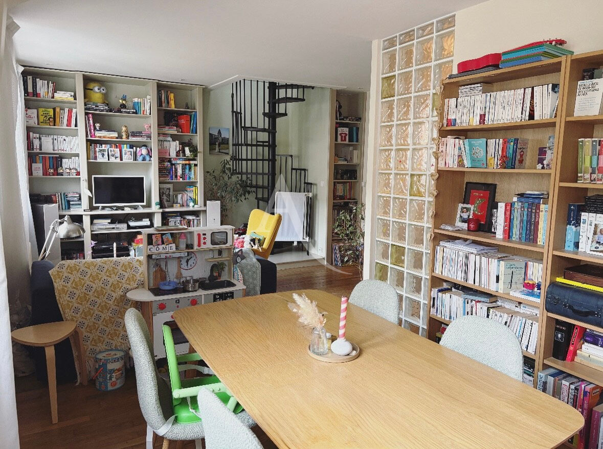 Agence immobilière de 
 CABINET CHESNEAU - CABINET CHESNEAU - Orléans 
