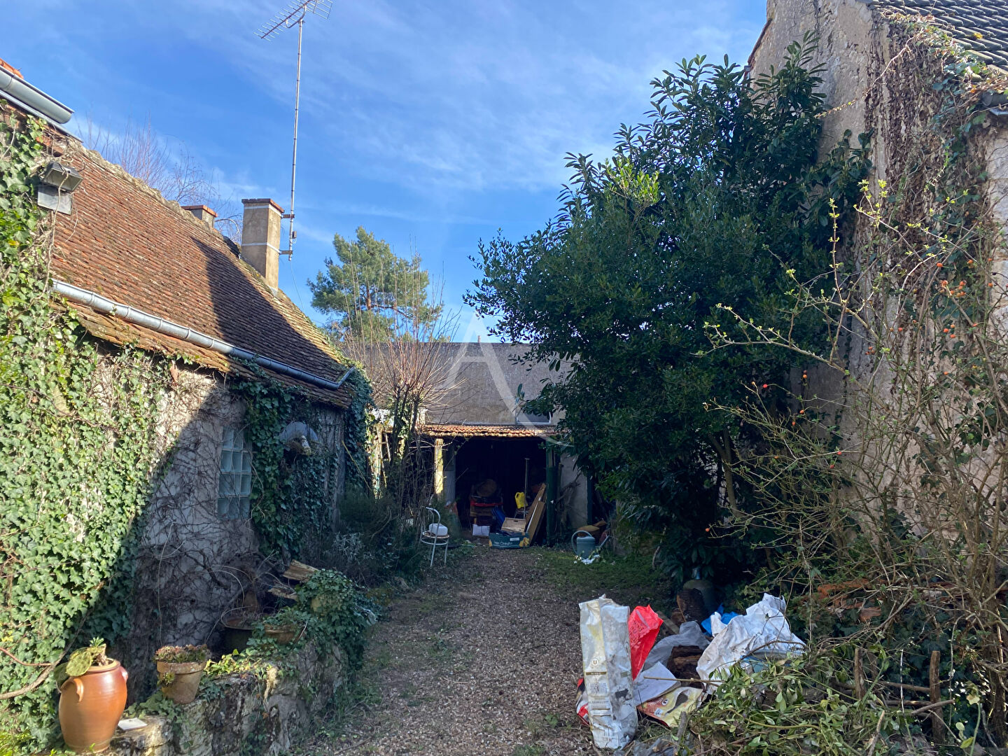 Photo fermette à rénover entièrement image 4/6