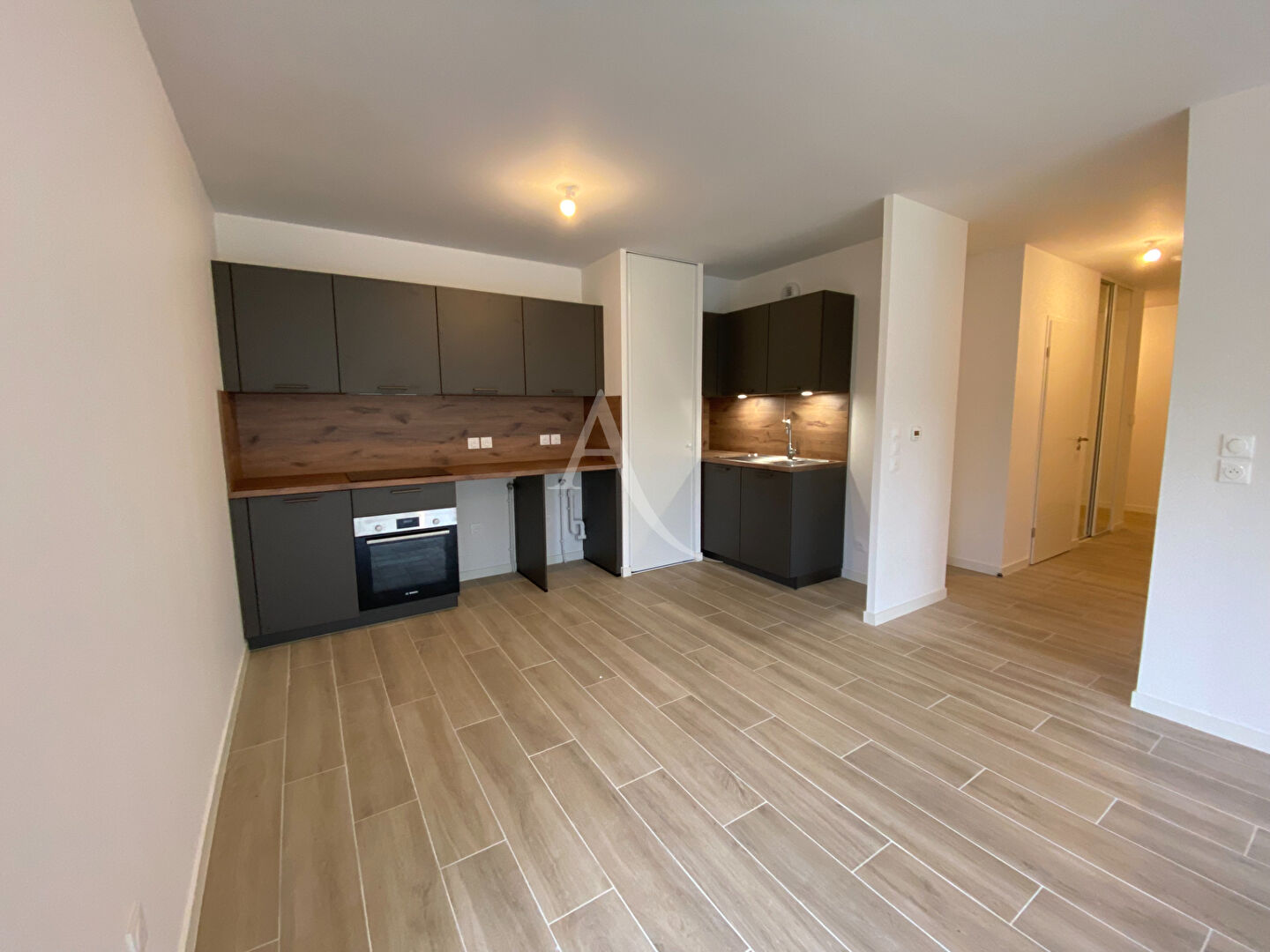 Agence immobilière de 
 CABINET CHESNEAU - CABINET CHESNEAU - Orléans 
