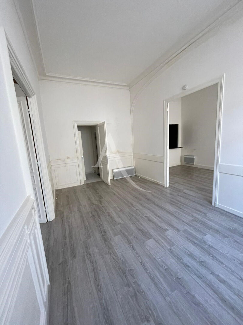 Photo Centre ville  - Bureaux image 3/5