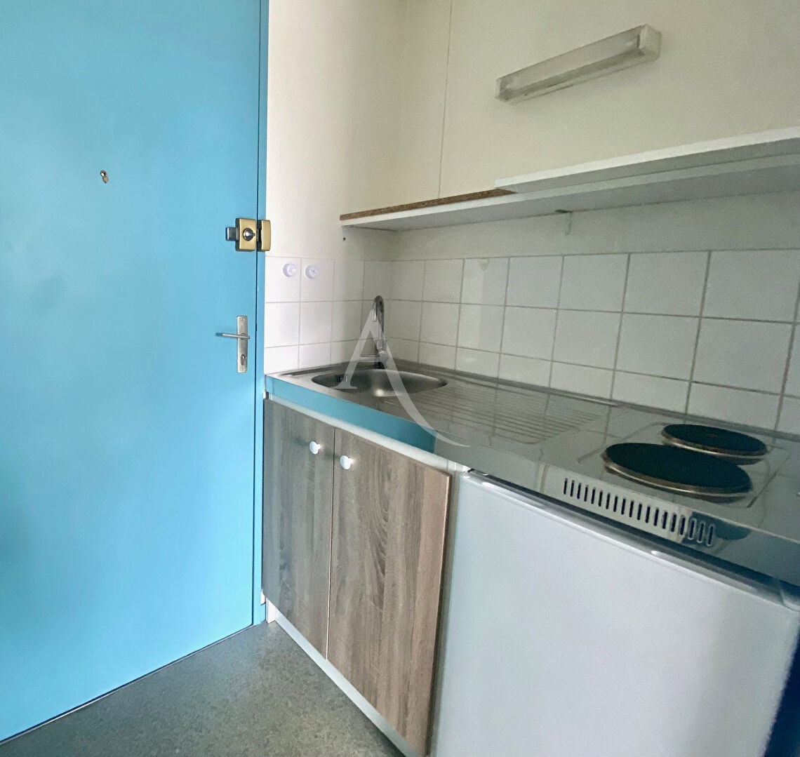 Photo Spécial investisseur ! Studio avec balcon . image 6/6