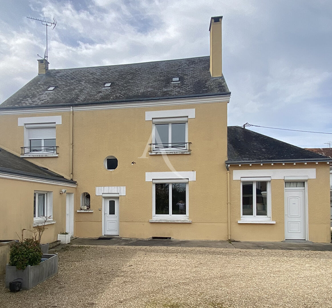 Maison T6 Loury   147.10 M² m2 AVEC JARDINET