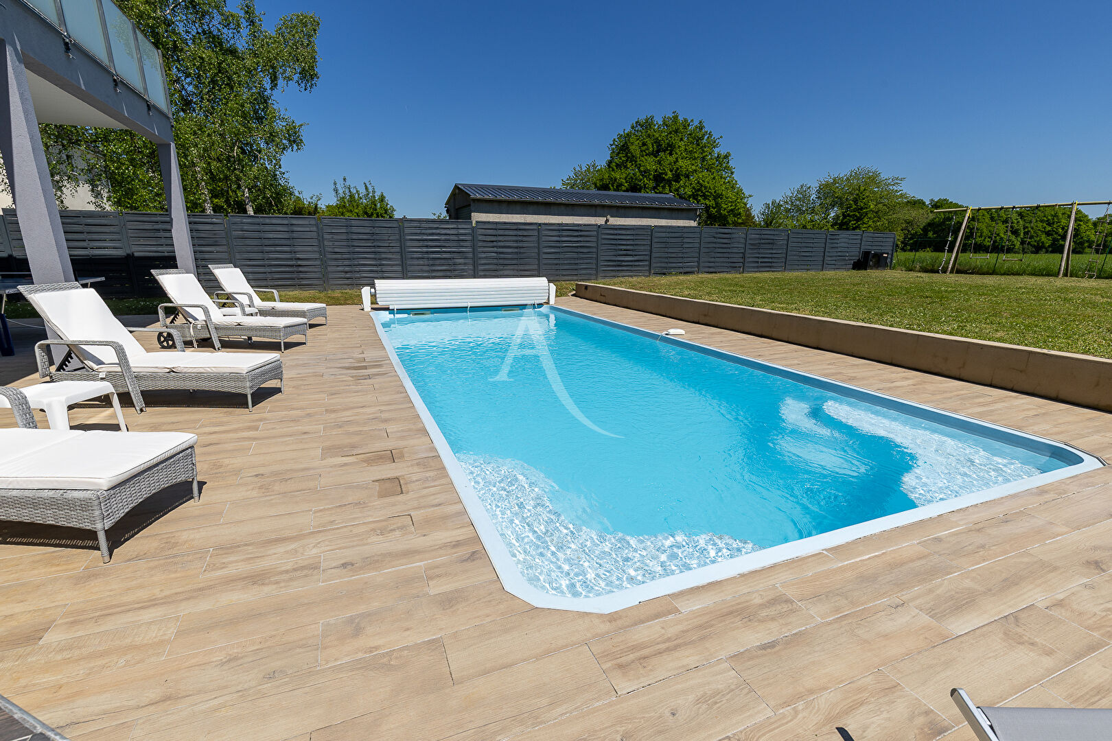 Agence immobilière de 
 CABINET CHESNEAU - CABINET CHESNEAU - Orléans 
