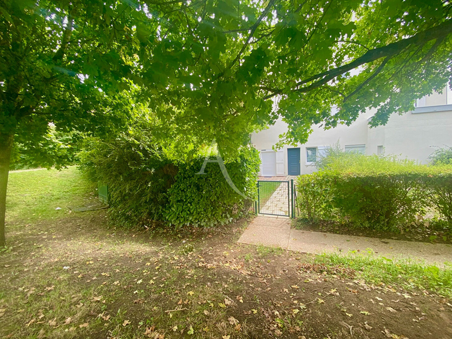 Photo Bords de Loire T1,  jardin et terrasse image 4/6