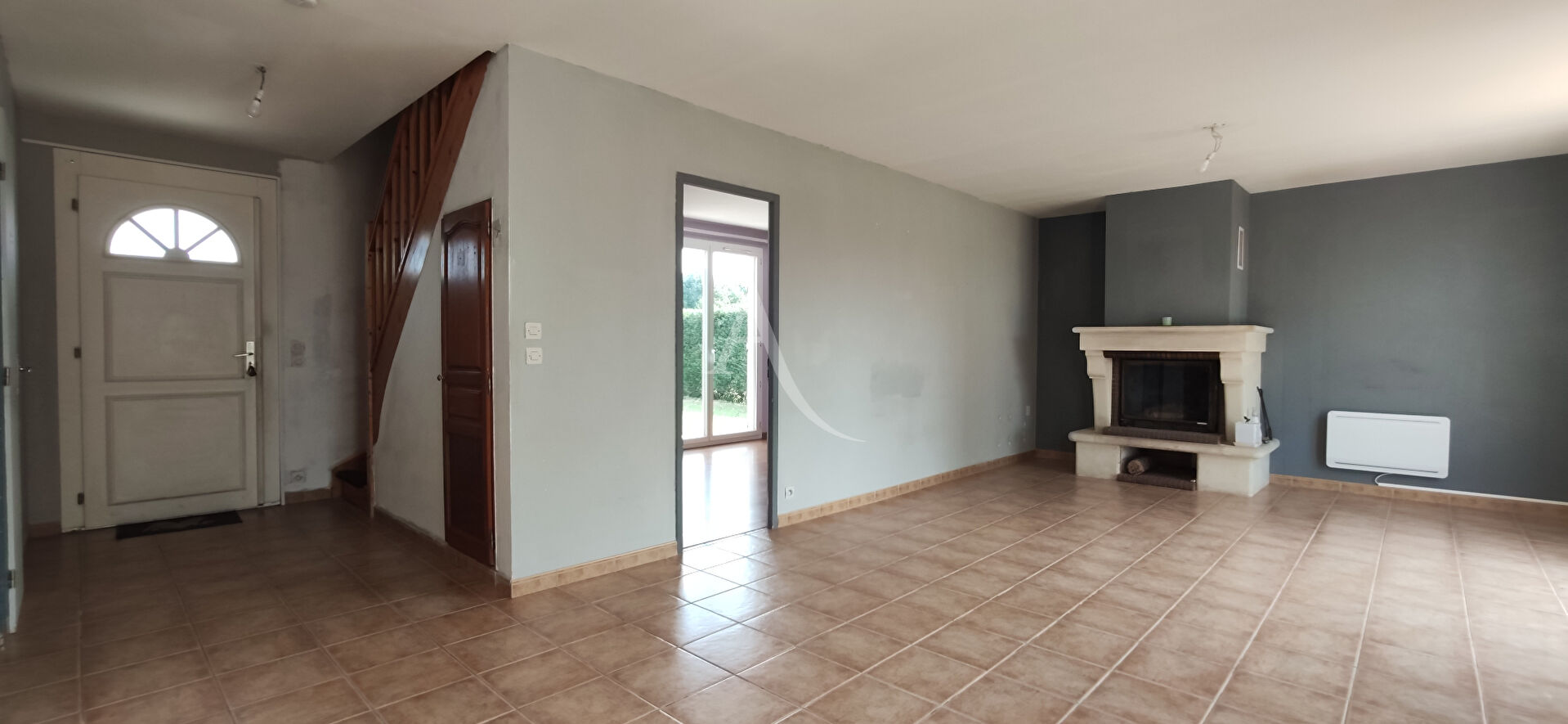 Photo Maison  Individuelle familiale F5 fonctionnelle avec double garage. image 3/6