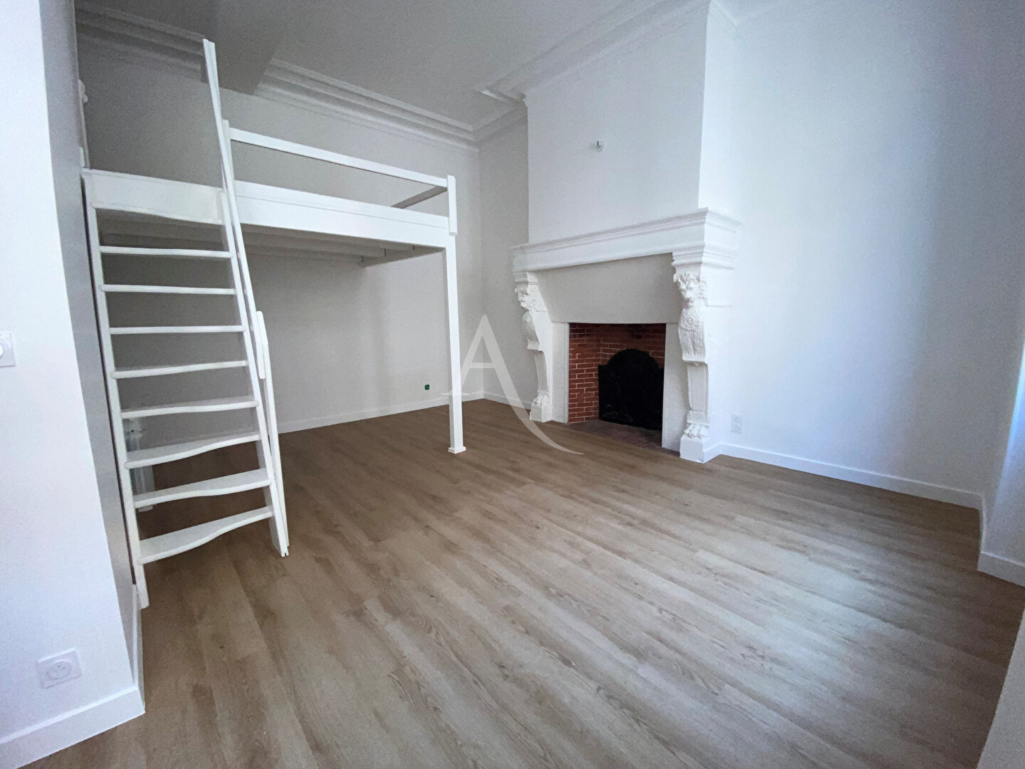 Agence immobilière de CABINET CHESNEAU - CABINET CHESNEAU - Saint Jean de Braye