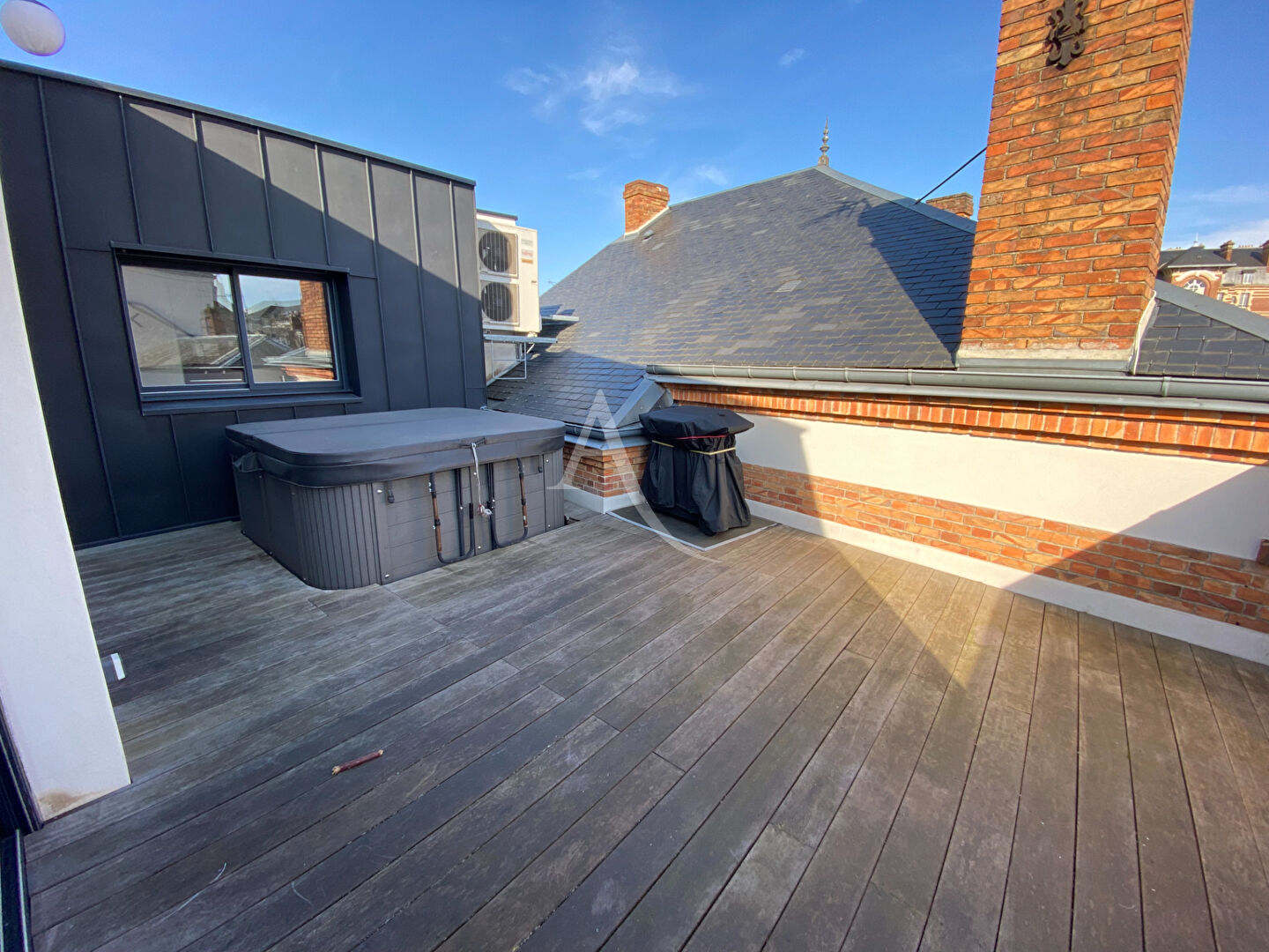 Maison Orleans centre 9 pièce(s) 194m2 avec  roof top et double garage