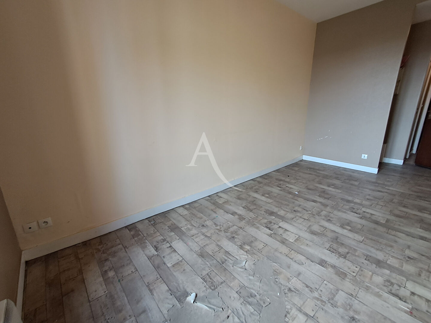 Agence immobilière de CABINET CHESNEAU - CABINET CHESNEAU - Fay aux Loges