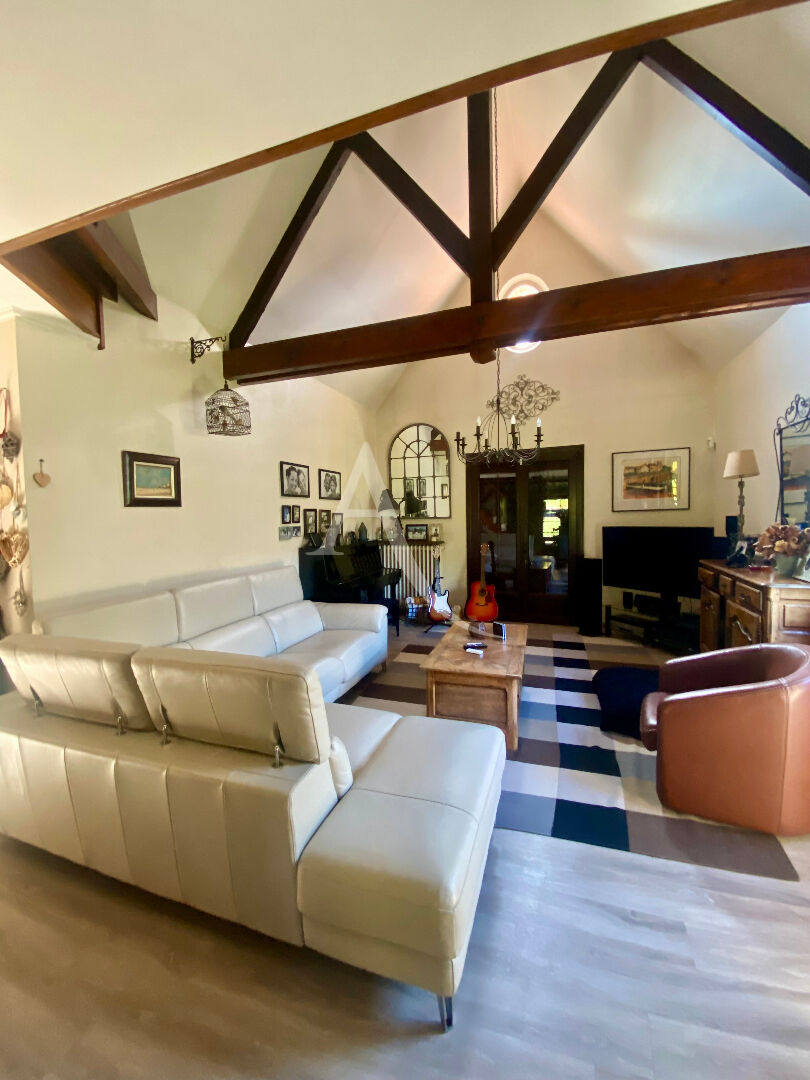 Photo Maison Sandillon 7 pièce(s) 185 m2 image 6/6