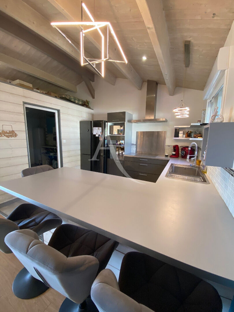 Agence immobilière de L'ADRESSE - CABINET CHESNEAU - CABINET CHESNEAU - La Rochelle