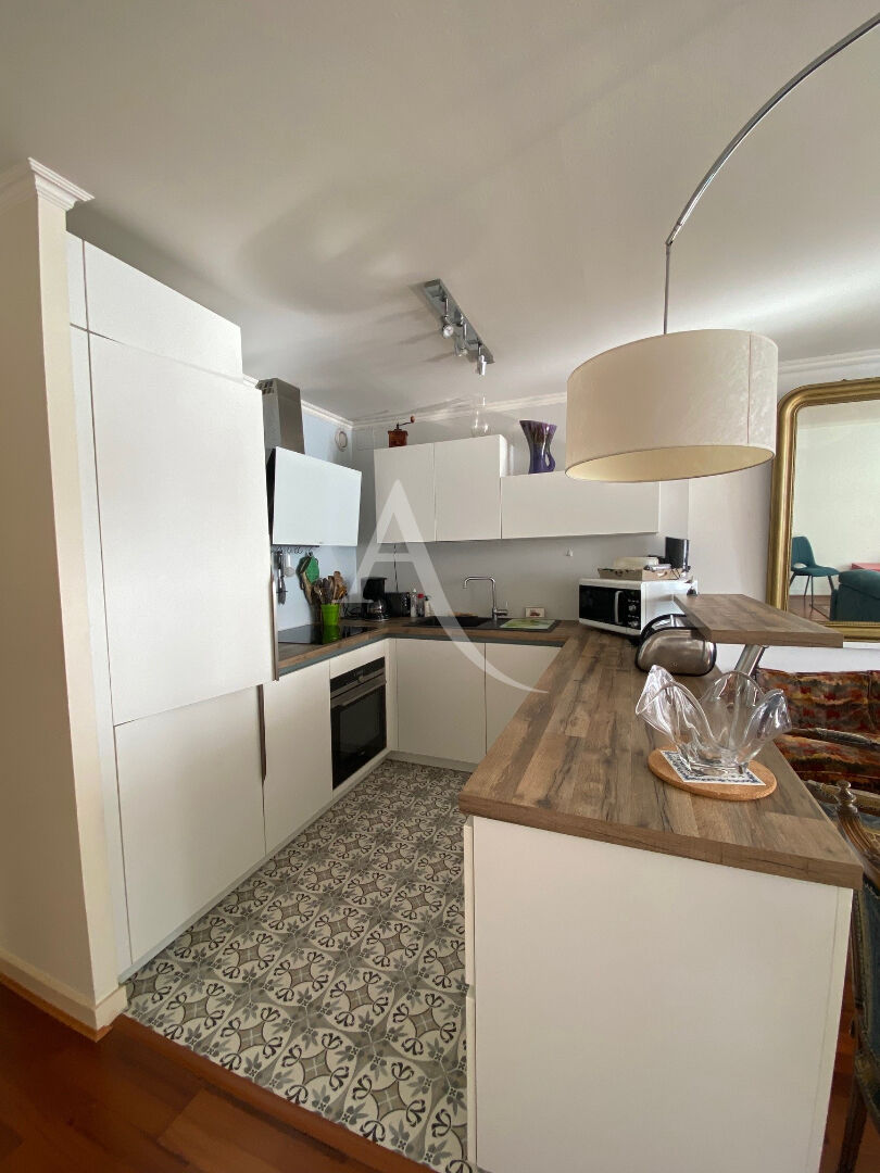 Centre- Bel appartement-ascenseur-parking