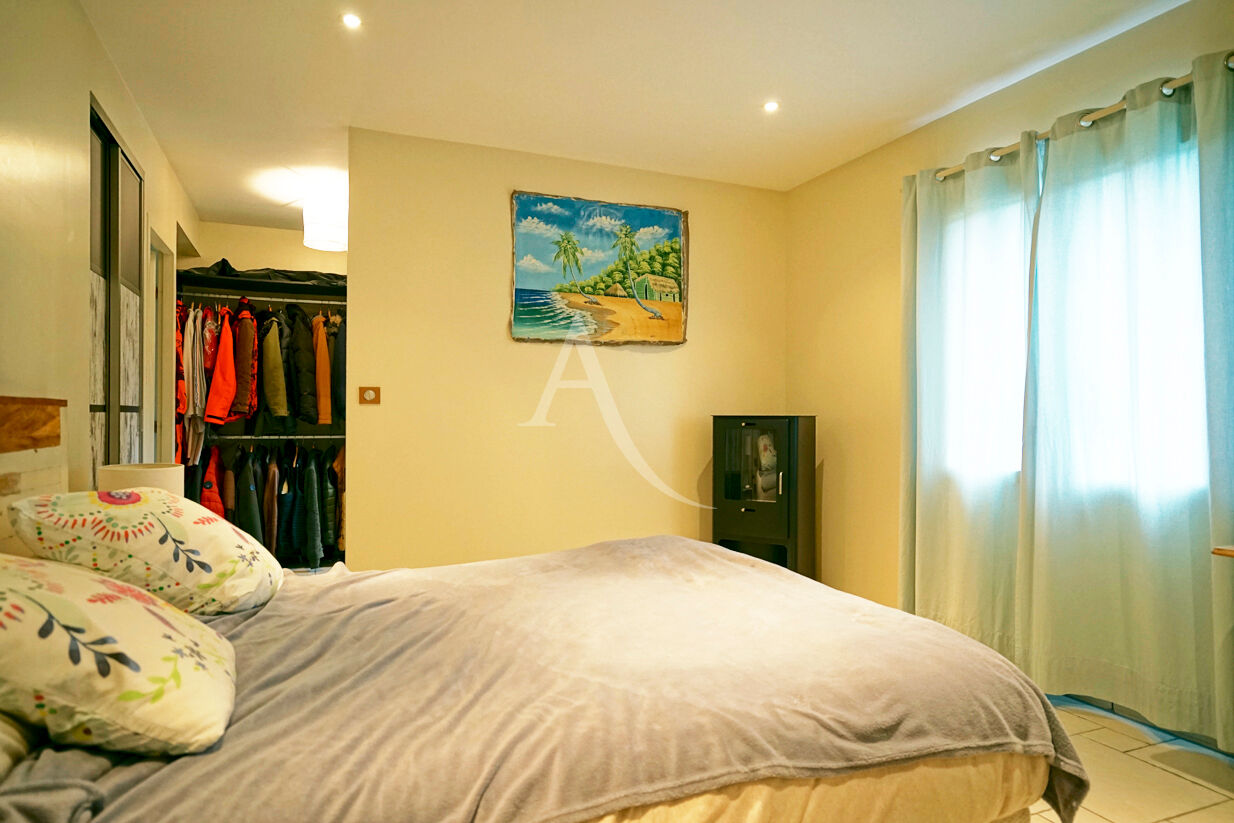 Photo Maison Trainou 5 pièce(s) 187.87 m2 image 4/6