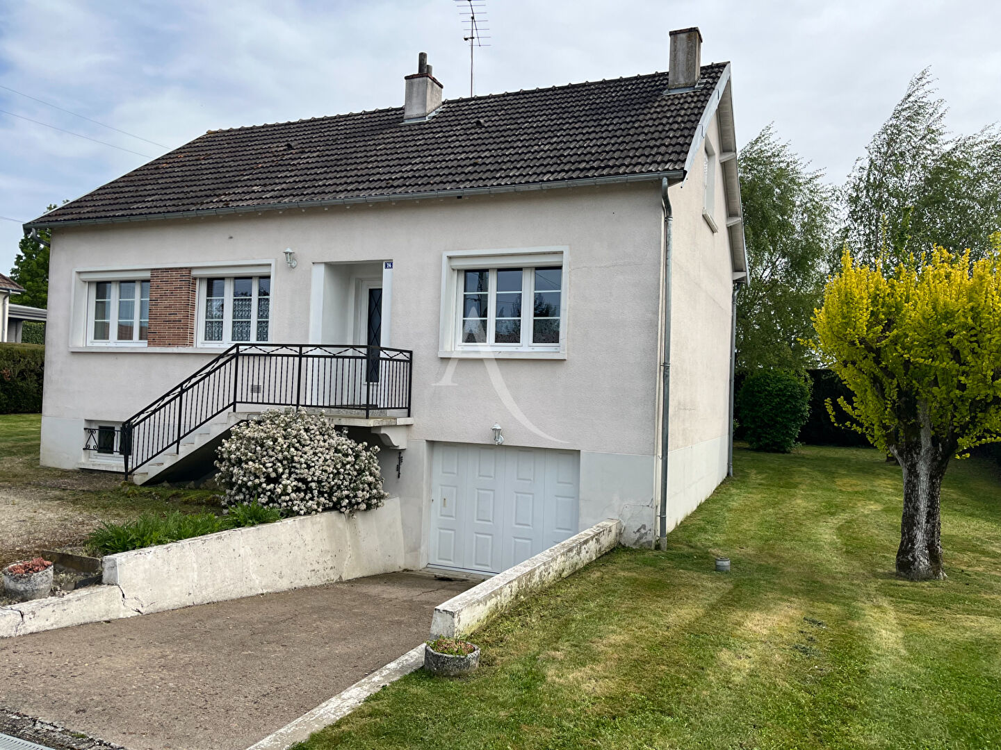 Agence immobilière de CABINET CHESNEAU - CABINET CHESNEAU - Checy