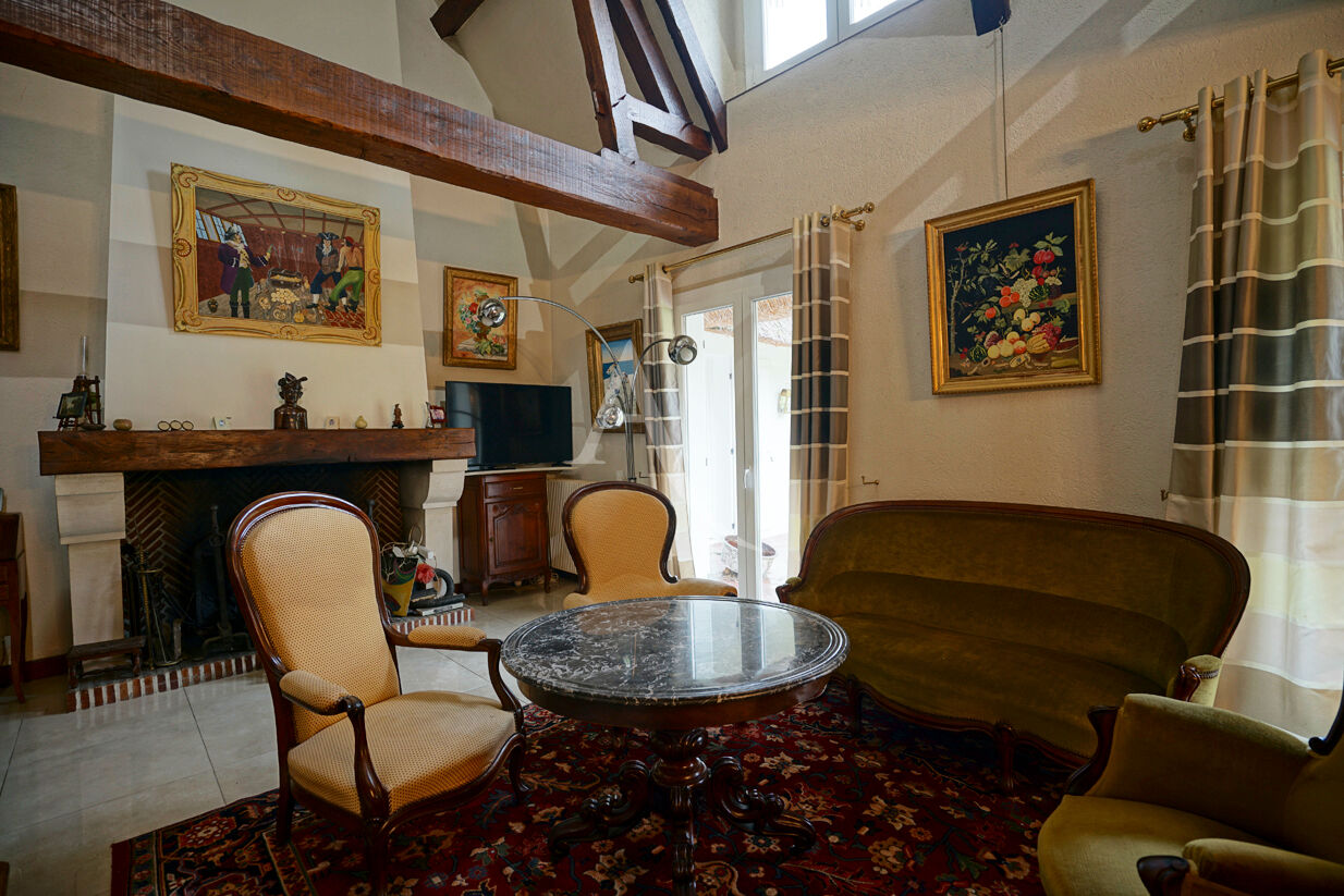 Photo EXCLUSIVITE MARDIE AU BORD DE L'EAU image 5/6