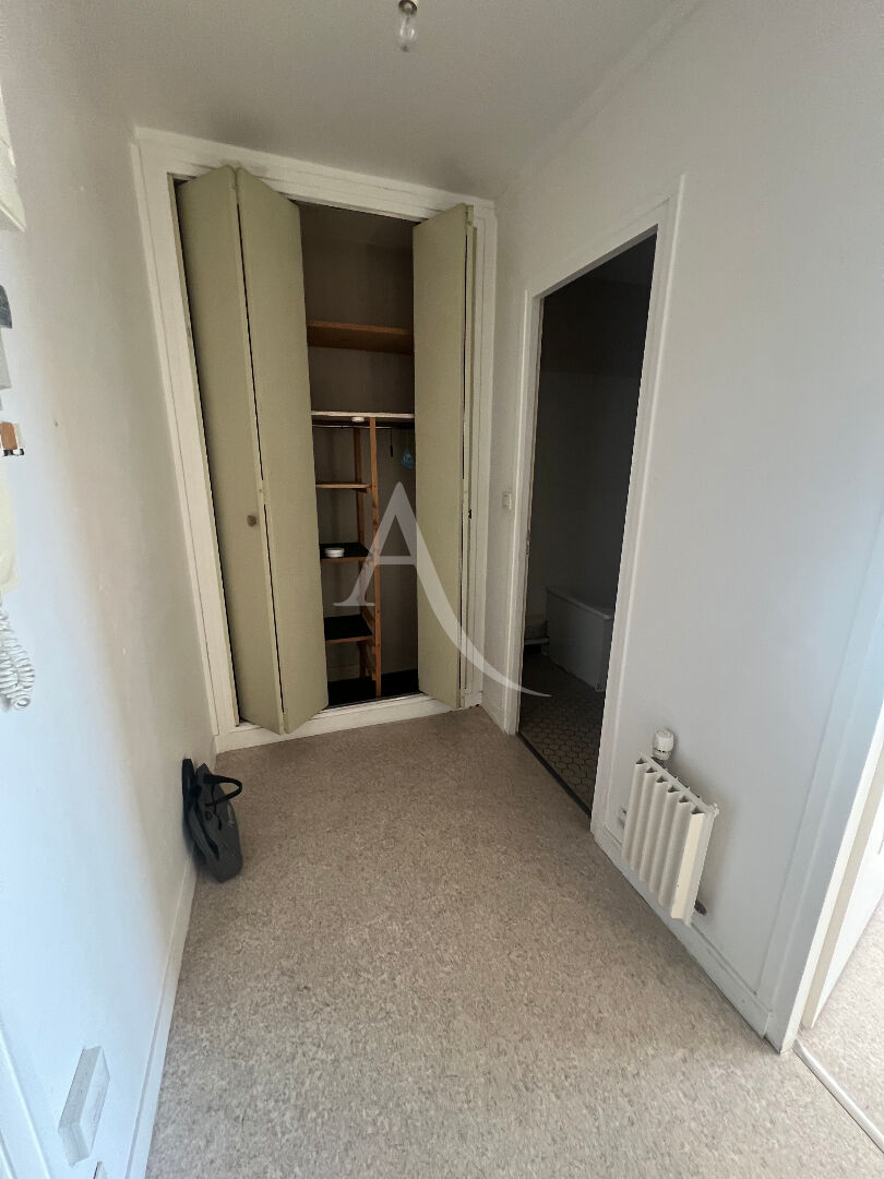 Photo Appartement Orleans  1 pièce(s) image 2/6